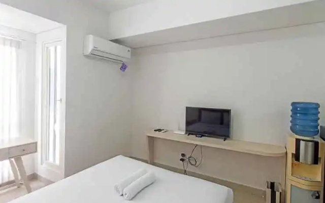 Modern and Tidy Studio at Barsa City Apartment By Travelio