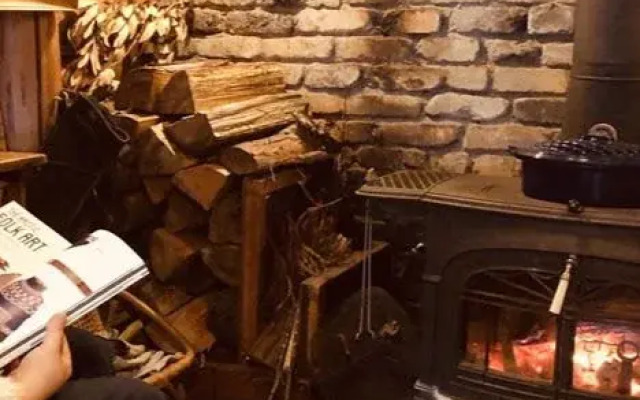 Log Home Pension Wood Inn