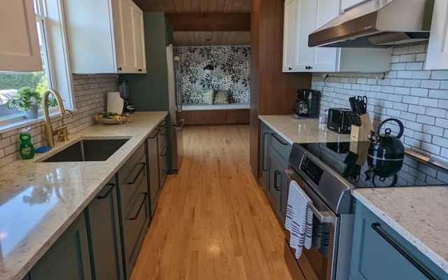 Seattle Vacation Home - Lake Forest Park