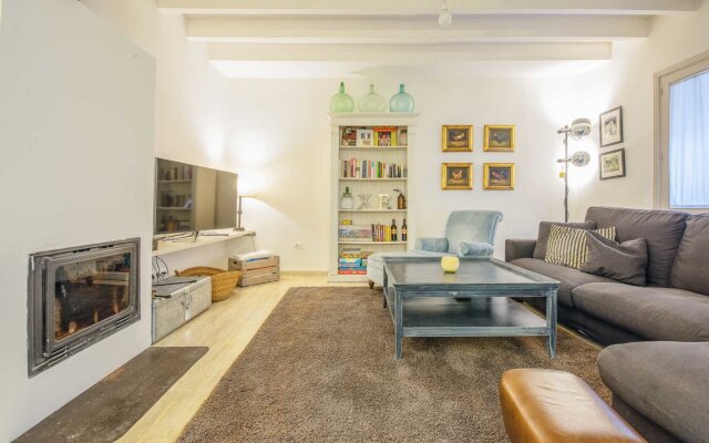 Pintor In Caimari With 3 Bedrooms And 2 Bathrooms