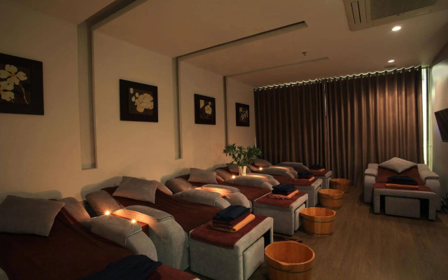 Western Hanoi Hotel