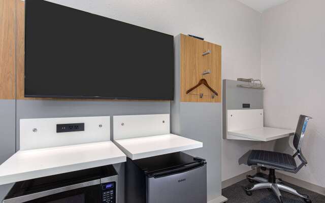 Microtel Inn & Suites by Wyndham Manchester