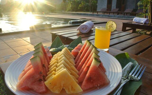 Lisha Grand Hotel