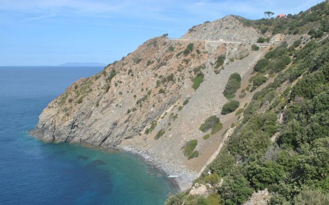 Beautiful Apartment in Lacona With 2 Bedrooms and Wifi