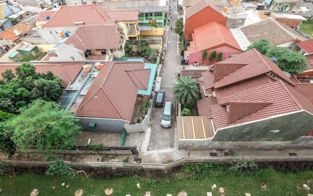 New Furnished Bassura City Apartment