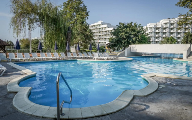 Hotel Sandy Beach