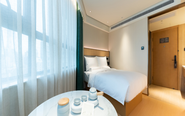 Ji Hotel Shanghai People's Square Fujian Middle Road