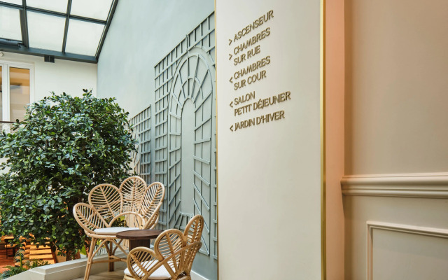 Posy Hotel by Happyculture