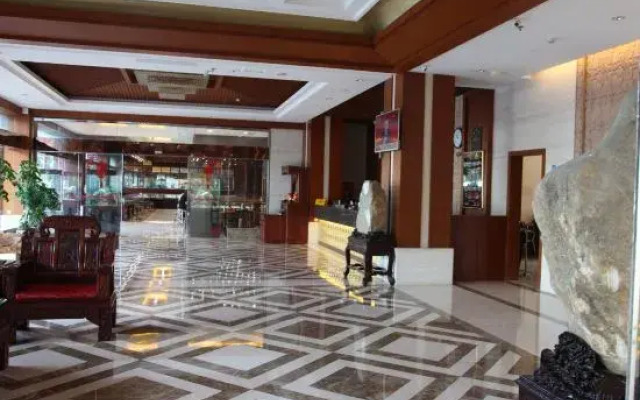 Baimei Zhubao Hot Spring Hotel