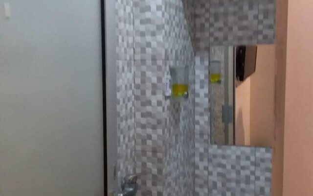 OYO 178 Denata B&B