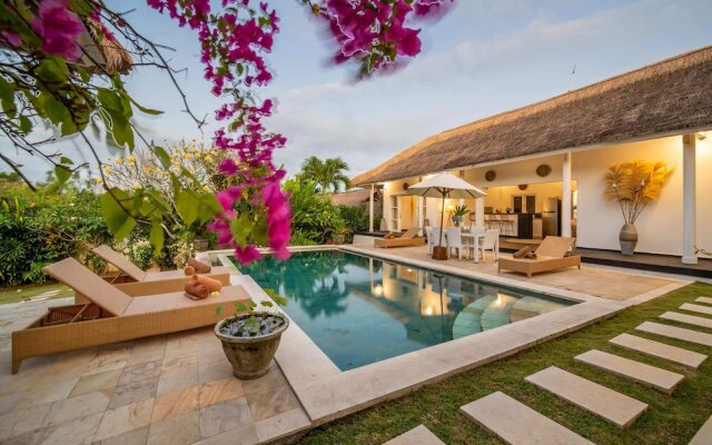 Traditional Private Villa, 3 BR, Uluwatu