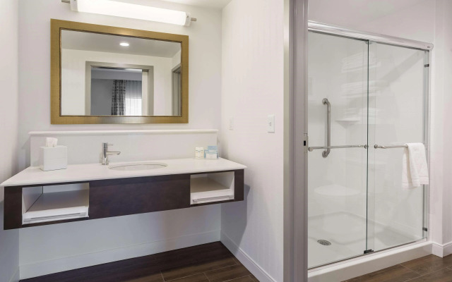 Hampton Inn & Suites Newport/Cincinnati