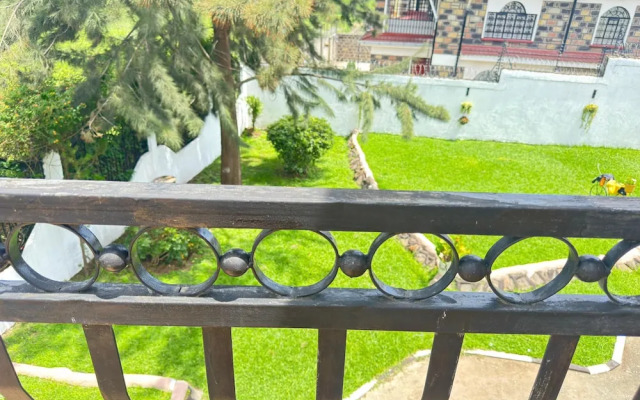 Lux Suites Lakeview Mansion Nakuru