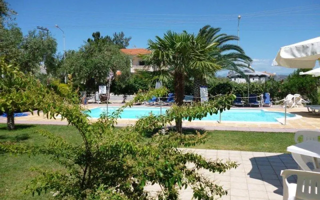 Chrisa Hotel