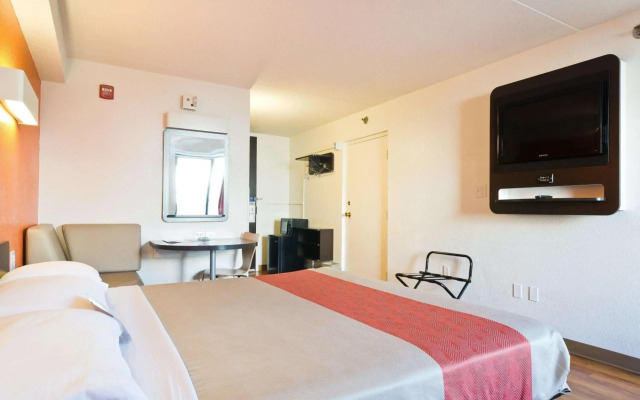 Motel 6 Springfield, VA - Washington DC Southwest
