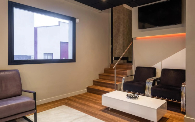 DAOS Suites Terrace Marbella