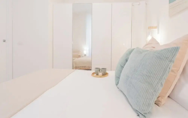 Enchanted Como Lake - City Apartment 2 by Rent all Como