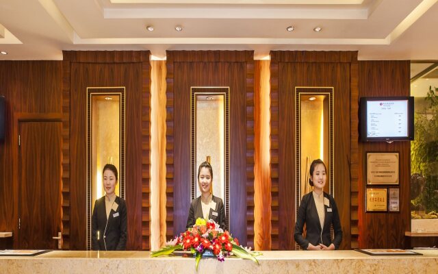Ramada Plaza Zhijiang Hotel
