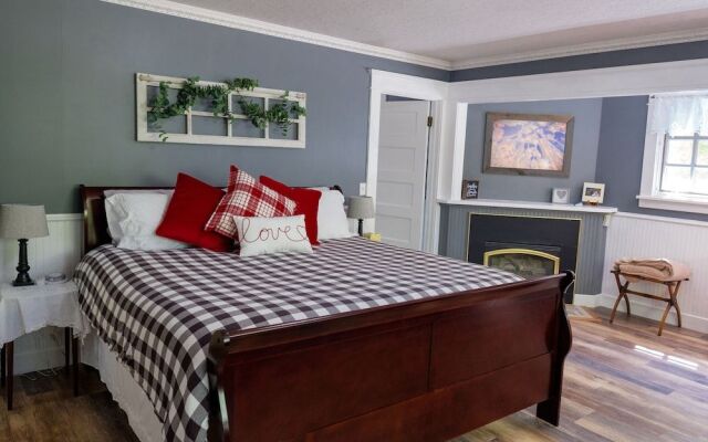 Secret Garden Bed & Breakfast