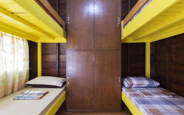 D' Backpackers' Barn - Hostel
