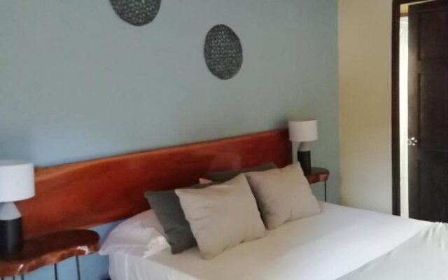 Surf & Yoga Lodge Santa Teresa