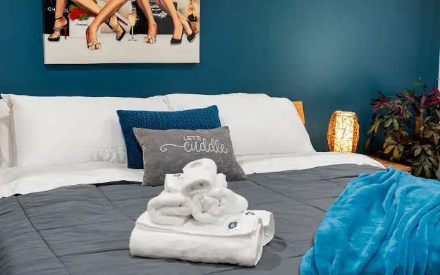 Chicago Treasure 4 Bed Getaway