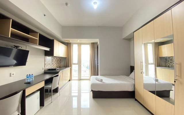 Private And Spacious Studio Room At Skyland City Jatinangor