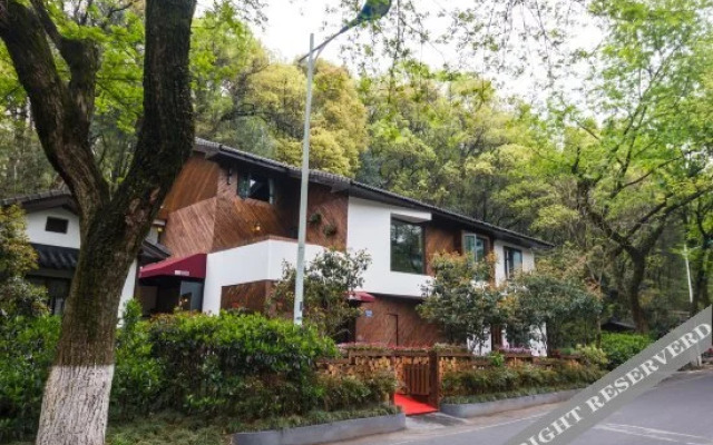 西湖隐庐酒店(杭州雷锋塔店)