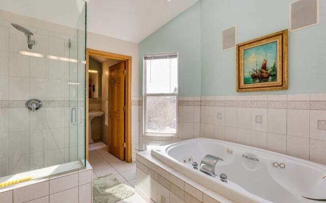 The Irving Masterpiece near Wrigley Field