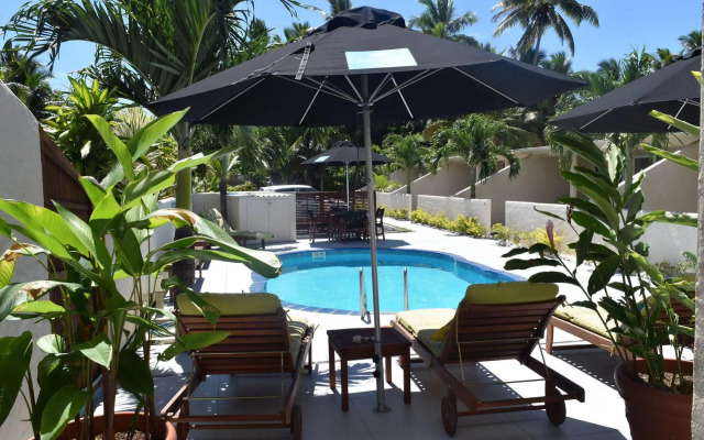 Coral Sands Apartments