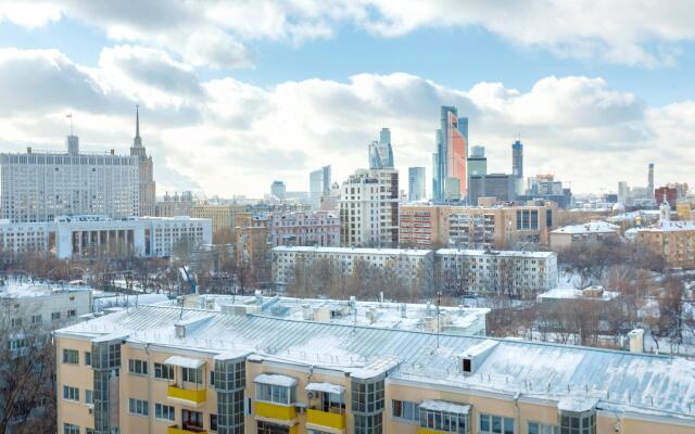 Изба на Кудринской площади