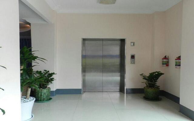 Real Link Hotel