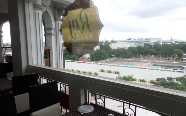 Hotel Raj Palace