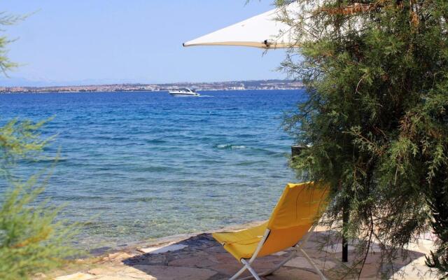 Tonci - 30 m From Beach - A1 Doli
