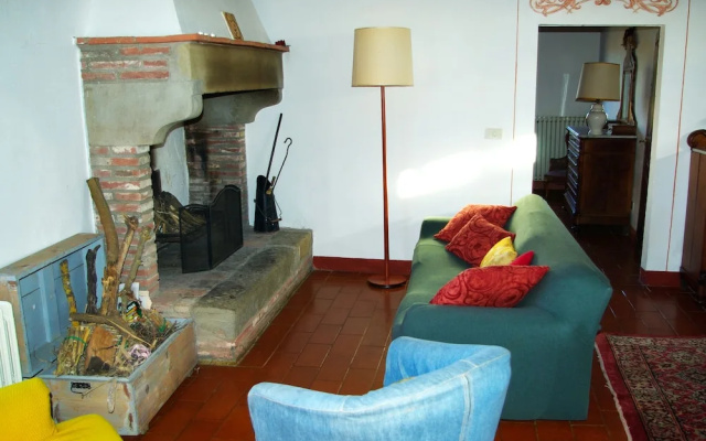 Fattoria Santa Vittoria Apartment Pagliericcio