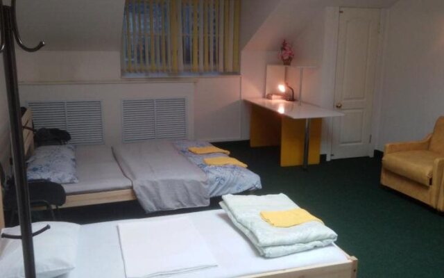 Hostel Malenkyi zamok