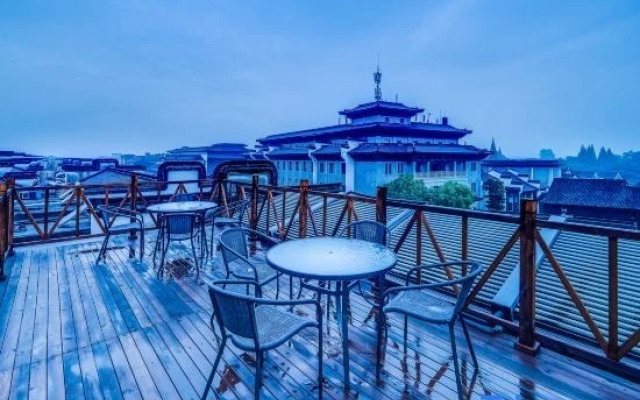 Xinxin Huashe Tiantai Featured Hotel