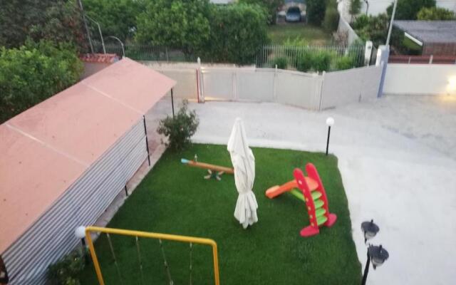Rea's House Vrachati