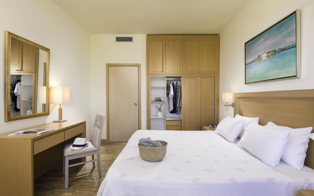 Kassandra Palace Seaside Resort