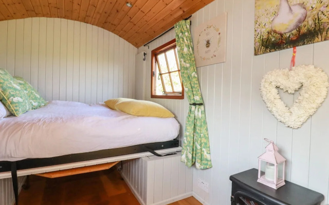 Puddle Duck Shepherds Hut