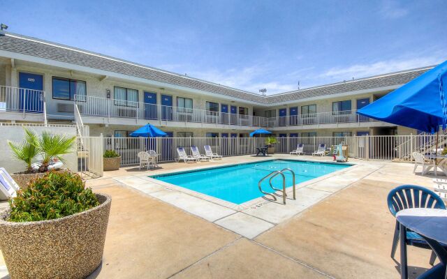 Studio 6 San Antonio, TX - Fort Sam Houston Area