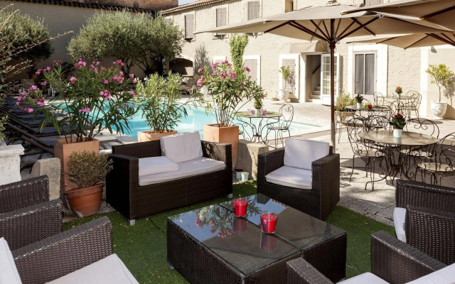 Hôtel les Magnanarelles