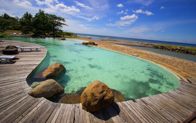 Las Casas Filipinas de Acuzar