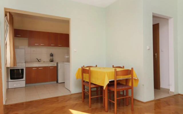 Apartments with a parking space Slatine, Ciovo - 5999