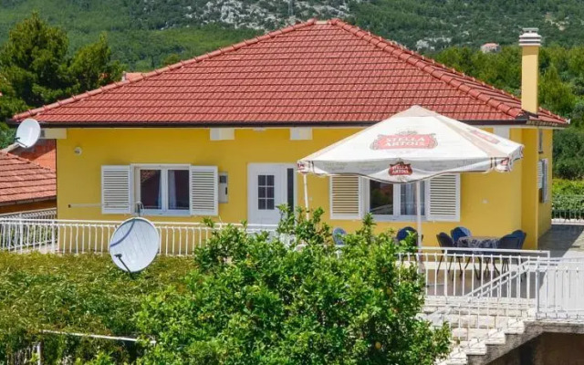 Apartment Milena