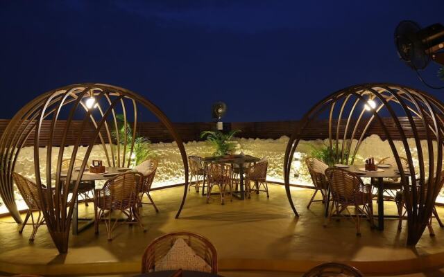 Town Pallace Inn