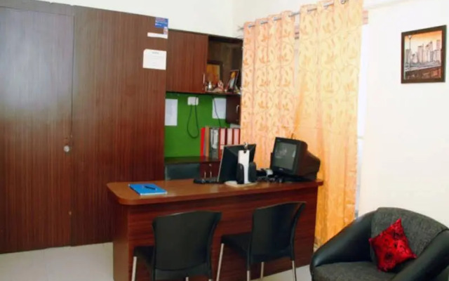 Cosmos Luxury Service Apartment