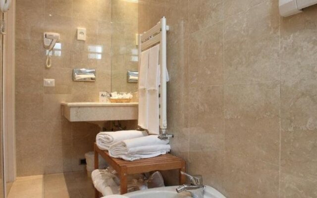 HH Hotel Helvetia