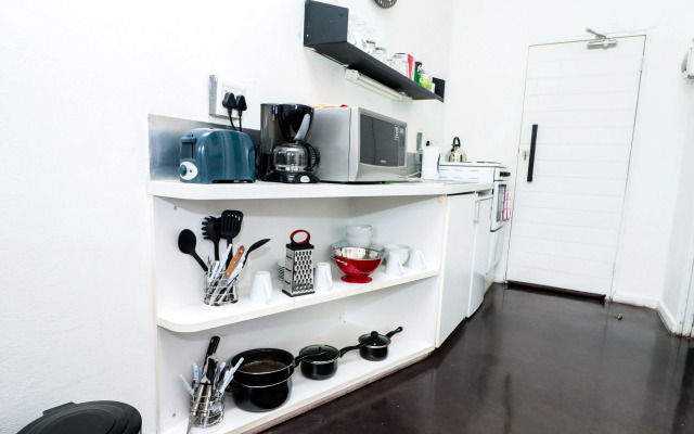 Trendy Art Studio Apartment,Maboneng Joburg