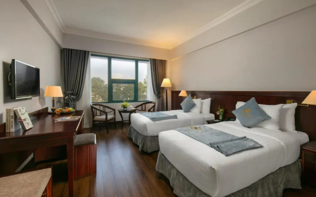 The Tray Hotel